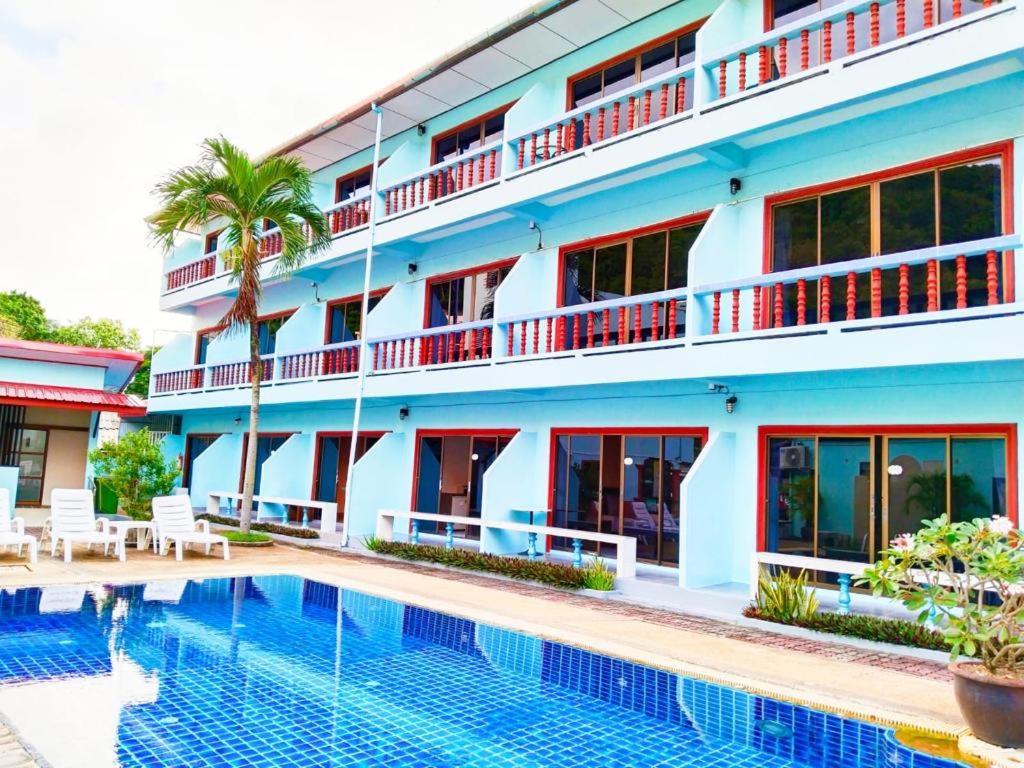 Cozy Residence Nanai Patong 外观 照片